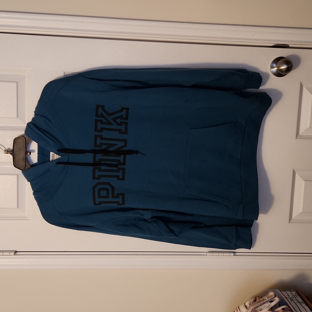 PINK Victoria's Secret Hoodie size XL
